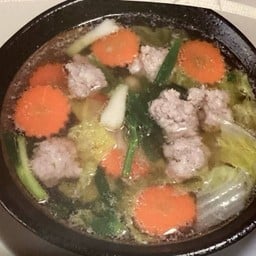 แกงจืดหมูสับผักกาดขาว Minced Pork&Veggie Clear Soup.