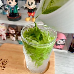 เพียวมัทฉะ x น้ำมะพร้าว🥥