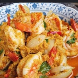 กุ้งแม่น้ำผัดผงกระหรี่ S