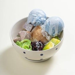 น้ำแข็งใสน้ำตาลเคี่ยว+ไอศกรีม