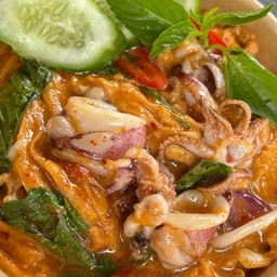 ข้าวไข่ข้นห่อหมกปลาหมึก