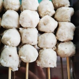 ลูกชิ้นเอ็นไก่ จัมโบ้ นึ่ง