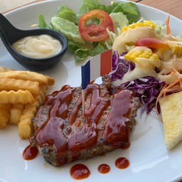 สเต็กเนื้อพริกไทยดำ