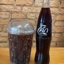 โค้กเย็นชื่นใจ