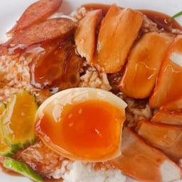 ร้านพันลี้ บะหมี่ไข่เป็ด หน้าเซเว่นปริญดา