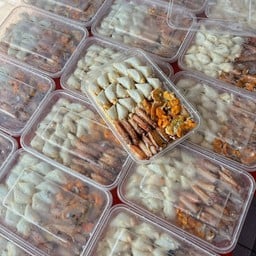 PinTon ปูแกะอาหารทะเล