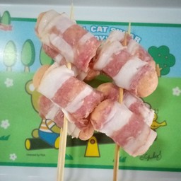 ไส้กรอกพันเบค่อน..