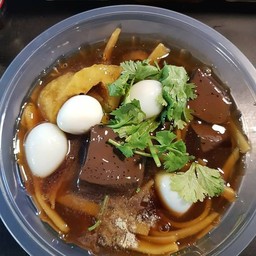 กระเพาะปลาคุณตุ้ย สี่มุมเมือง
