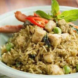 ข้าวผัดแกงเขียวหวาน