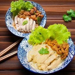 มอลลี่ หมี่ไก่ฉีก หมี่ไก่ชิ้น หมี่หนังไก่ทอด (molly chicken noodles) - สาขา จรัญ