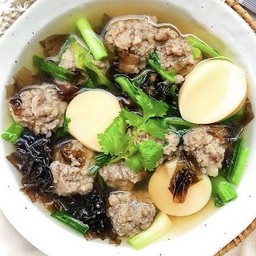 ต้มจืด เต้าหู้ หมูสับ สาหร่าย 🍲