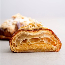 Almond croissant
