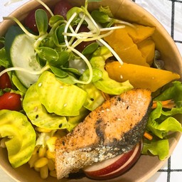 สลัดแซลมอนอโวคาโด