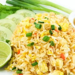 ข้าวผัดหมู - ไก่