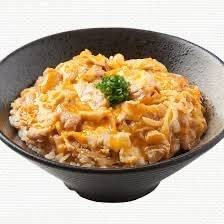 ข้าวหน้าไก่ใส่ไข่