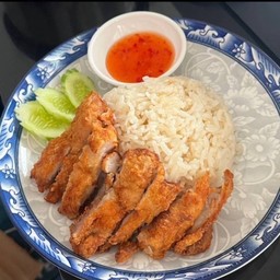 ข้าวมันไก่ทอด