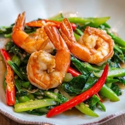 ผัดคะน้าไฟแดงกุ้งสด