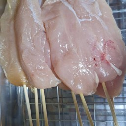 อกไก่