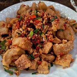 ข้าวกากหมูคั่วพริกเกลือ