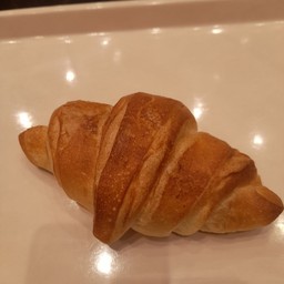 ขนมปังเกลือ เนื้อสัมผัสเหนียวนุ่ม รสกลมกล่อม