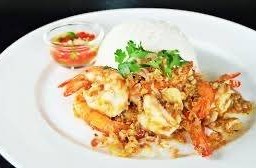 ข้าวกุ้งทอดกระเทียม