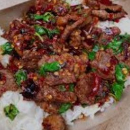 กะเพราเสือร้องไห้