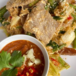 สุกี้แห้งผัดไข่หมู