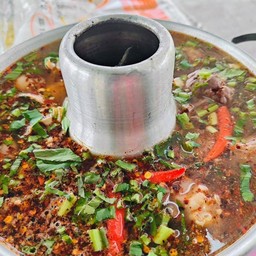 ต้มแซ่บเนื้อเปื่อย + เสือร้องไห้ + ตำปลาร้า + ลาบเนื้อ + ข้าวเหนียว 2