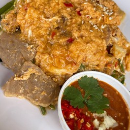 สุกี้แห้งหมูผัดไข่ + ไข่ข้น