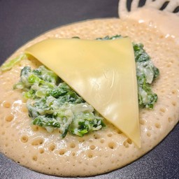 โตเกียวผักโขม-ชีส