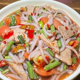 ตำเส้นจั๊บญวน