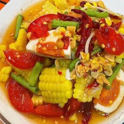 ตำข้าวโพดไข่เค็ม