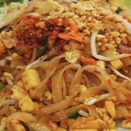 ผัดไท  พิเศษ