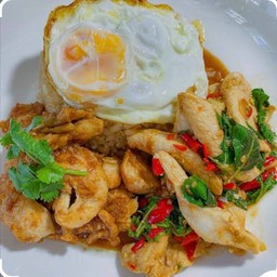 ข้าว-กระเพราไก่