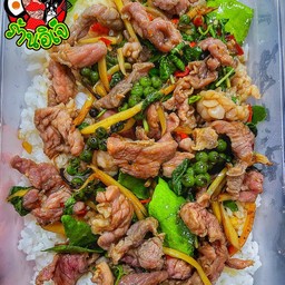 ข้าวผัดขี้เมาเนื้อ