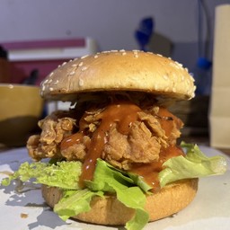 แฮมเบอร์เกอร์ไก่ทอดกรอบ