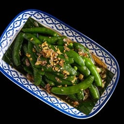 ผัดถั่วลันเตา