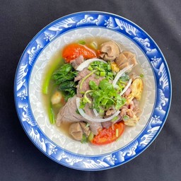 ซุปเนื้อ ผักกวางตุ้ง