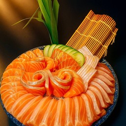 Salmon sashimi 500 g. แถมน้ำจิ้มซีฟู้ด