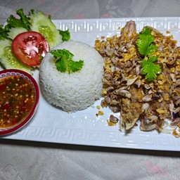 ข้าวหน้ากั้งกระเทียม