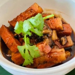 หมูฮ้องภูเก็ต Moo Hong