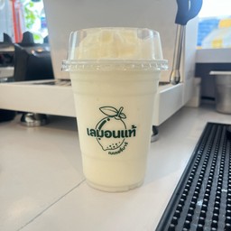 มะพร้าวนมสดปั่น