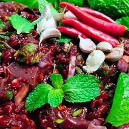 ลาบเลือด