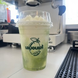 มัทฉะ มะพร้าวนมสดปั่น