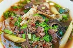 ต้มแชบเครื่องในเนื้อ