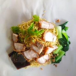 ก๋วยเตี๋ยวเนื้อวัดดงมูลเหล็ก