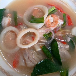 ต้มแซ่บ