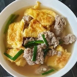 ไข่น้ำ หมูสับ (ไข่เบทาโกร 2 ฟอง + หมูสับ 50 กรัม)