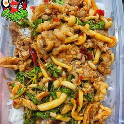ข้าวผัดกะเพราเนื้อ+เห็ด