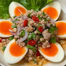 ยำไข่ต้ม